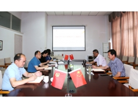 標題：呼和浩特分院召開黨委理論中心組集體學習會
瀏覽次數：2942
發表時間：2020-06-17